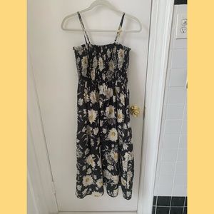 Daisy Smocked Linen Dress